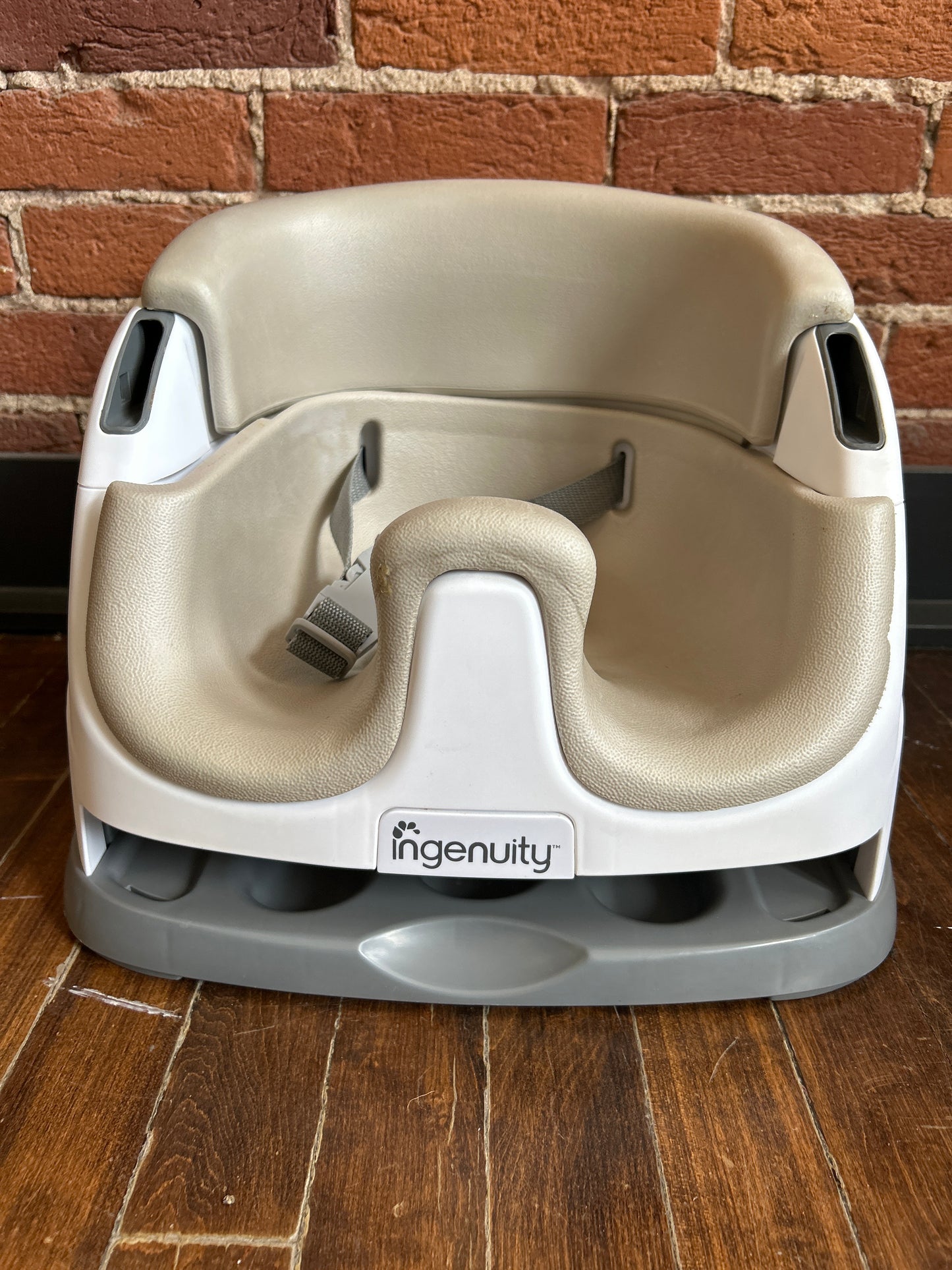 Ingenuity Booster Seat Baby Base 2-in-1