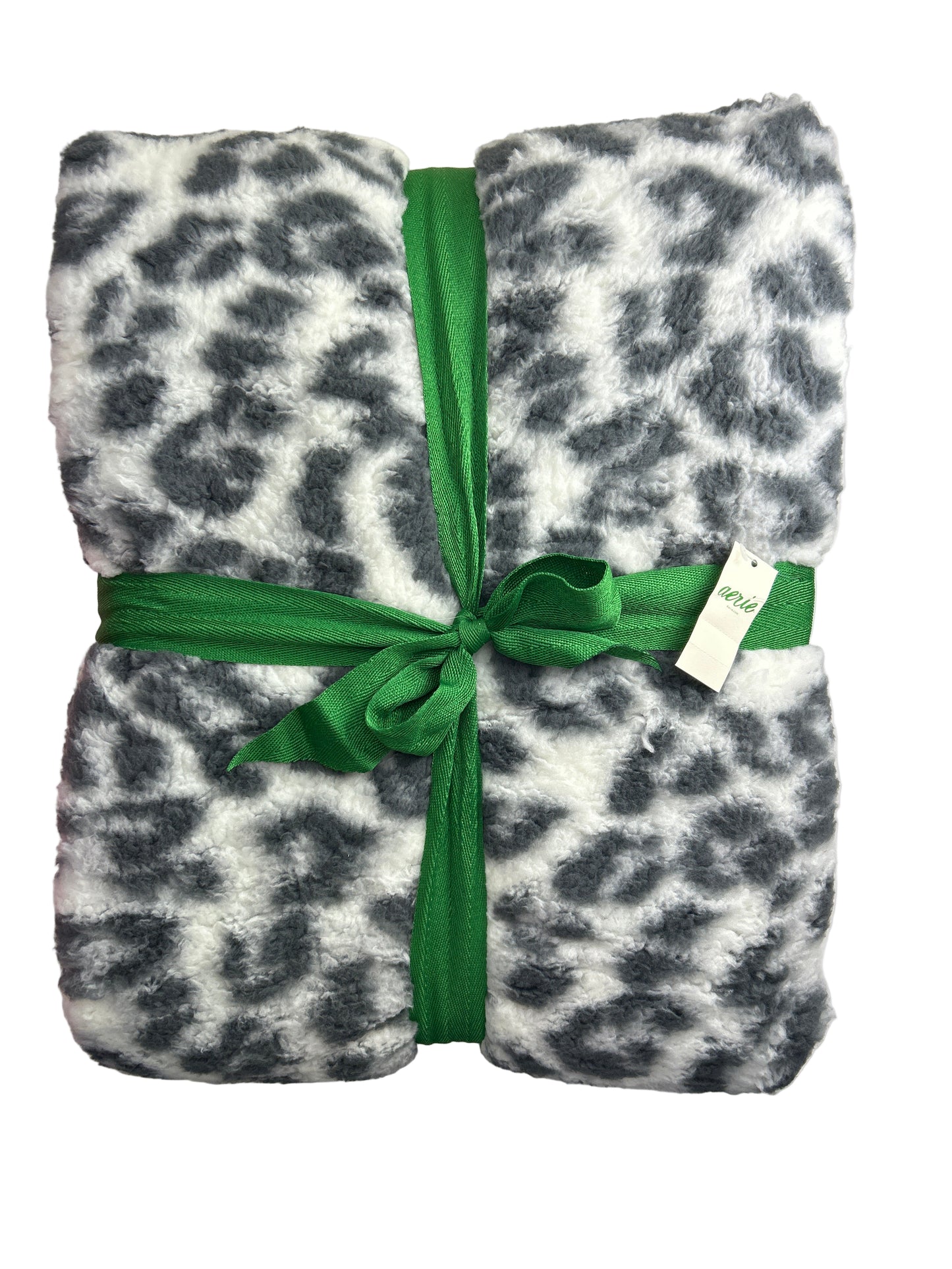 BNWT Aerie soft Blanket O/S