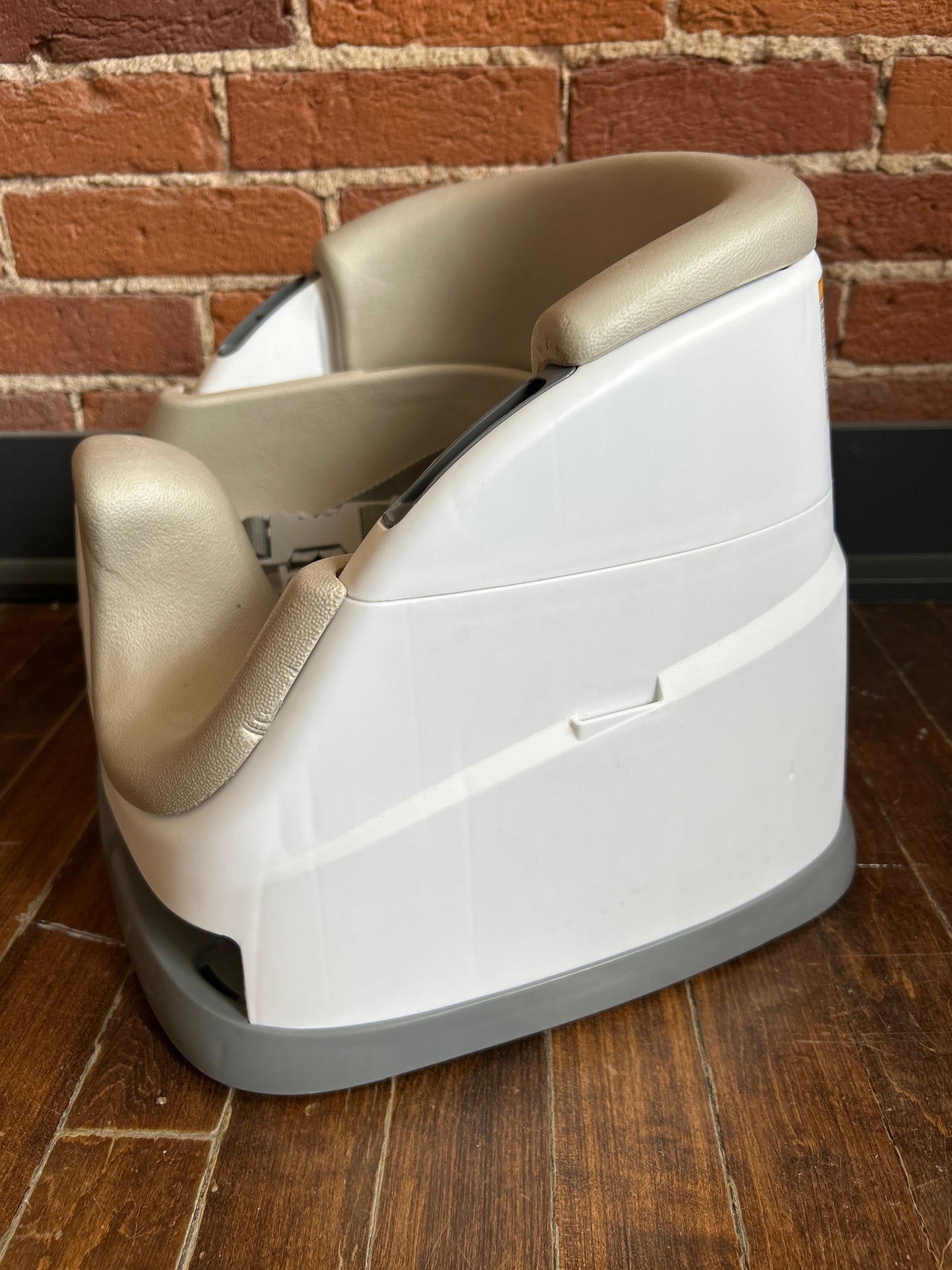 Ingenuity Booster Seat Baby Base 2-in-1