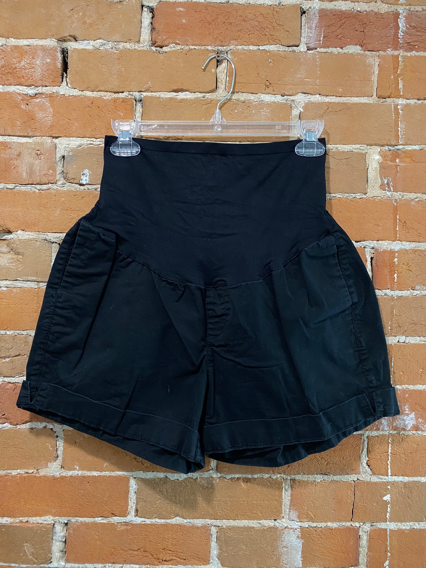 Old Navy Maternity Shorts 10