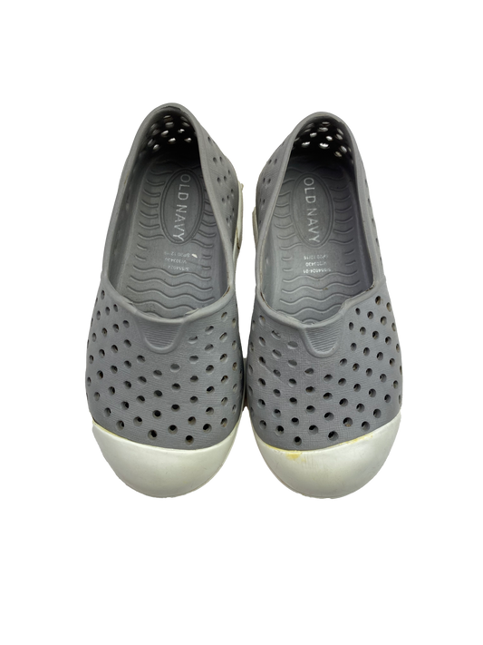 Old Navy Grey Slip-On Shoes 7