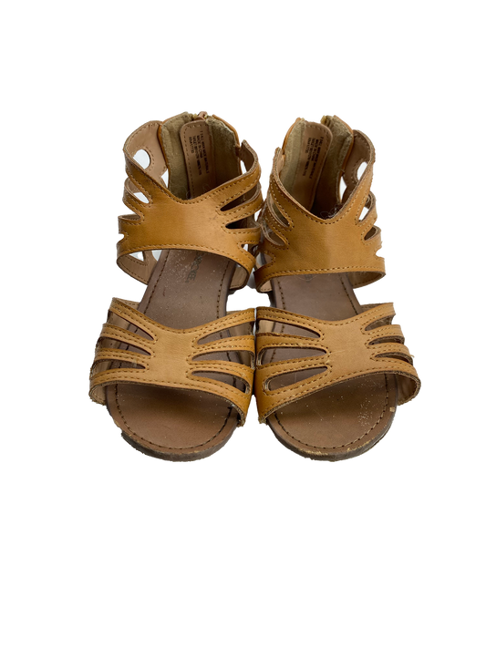 Cherokee Beige Sandals 11K