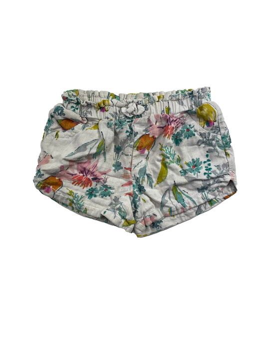 ❗️Stain: Old Navy Beige Shorts with Flowers 4T